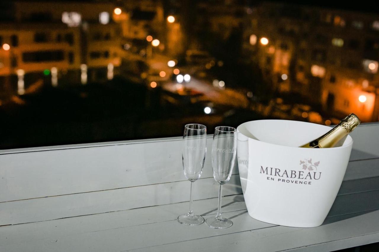 Turcoazlux Apartments Oradea Eksteriør bilde